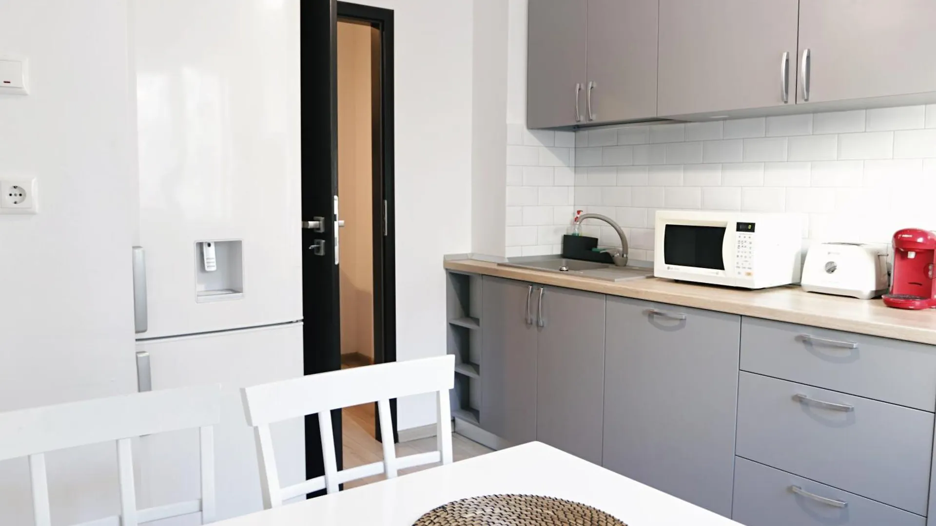 Conta I 1 Bedroom Apartment Near Tnb Bucharest Romania